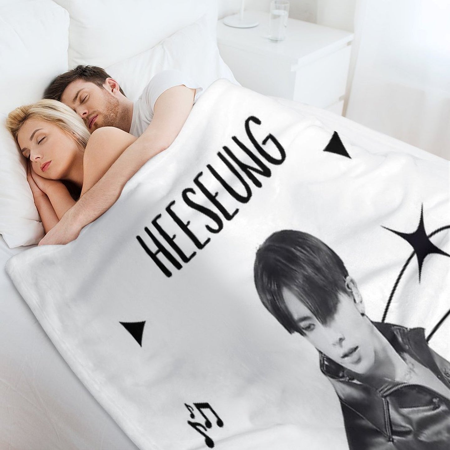 Enhypen Heeseung (Lee Heeseung) Throw Blanket