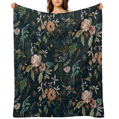 Delilah (summerteal) Throw Blanket