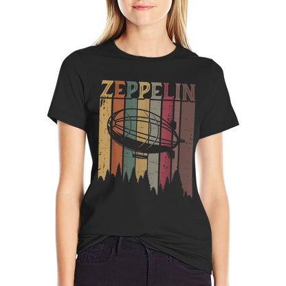 Retro Zeppelin 70s 80s Dirigible Airship Zepelin Zepplin  Trendy Pattern T-Shirt