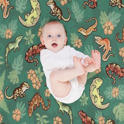 Gecko Family in Green Throw Blanket