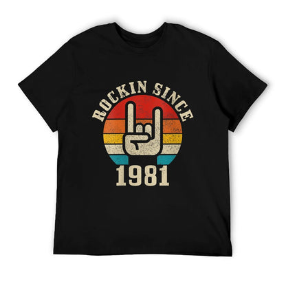 Womens Rockin&#39; Since 1981 Vintage Rock Music 40th Birthday Gift  Rolled Sleeves T-Shirt
