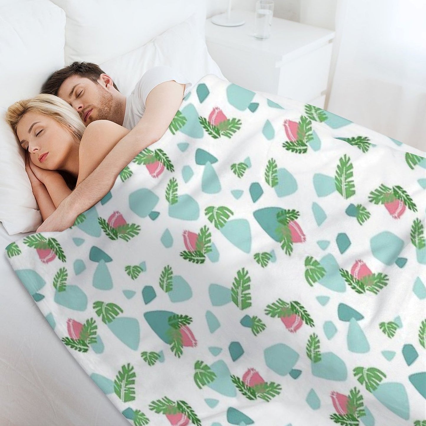 Ivysaur Pattern Throw Blanket