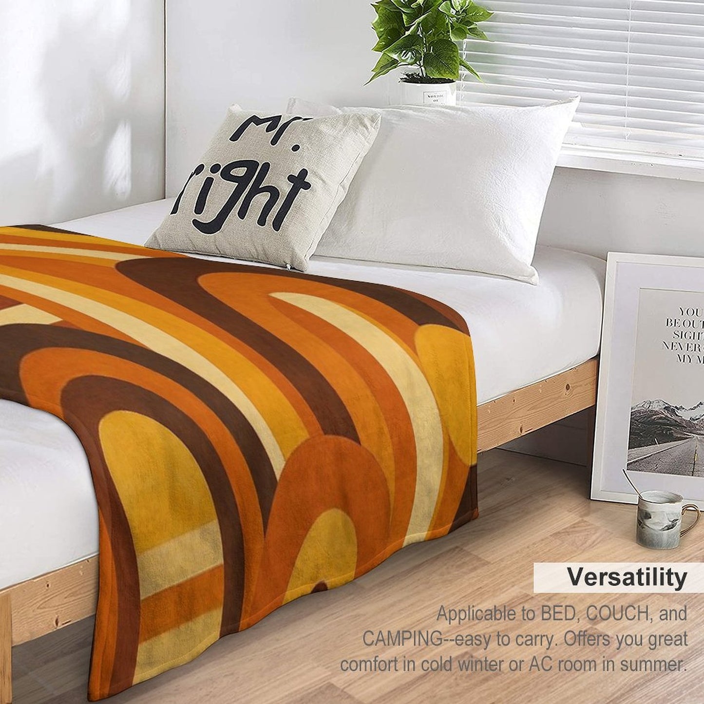 Arches And Sunspots Retro MCM Geometric Design Throw Blanket