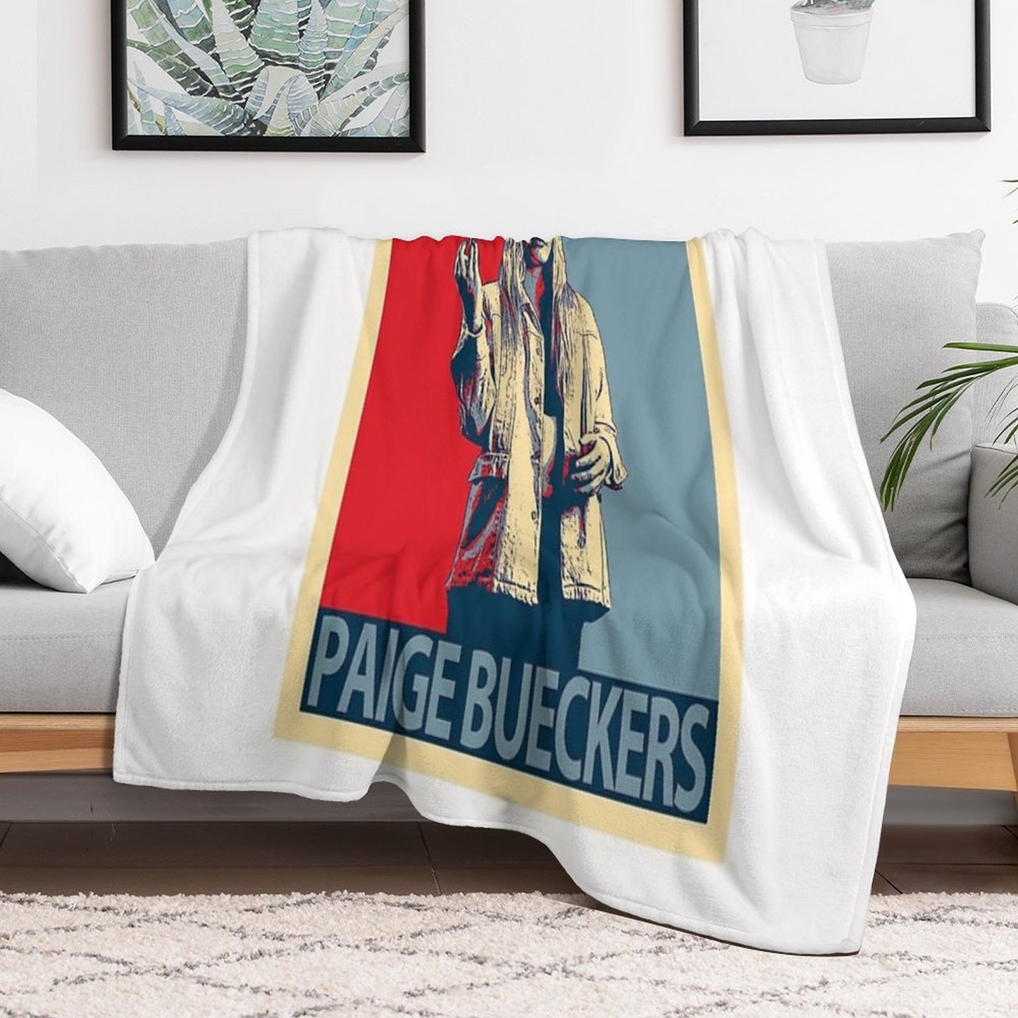 Paige Bueckers Throw Blanket