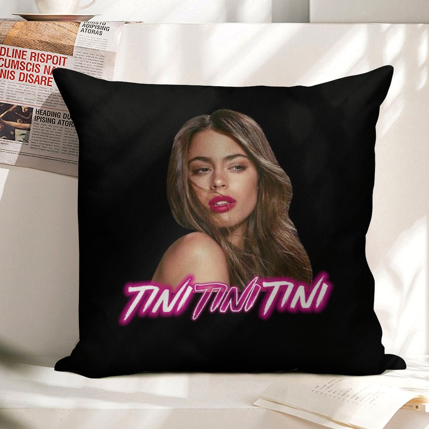 Tini Tini Tini Linen Throw Pillow Cover
