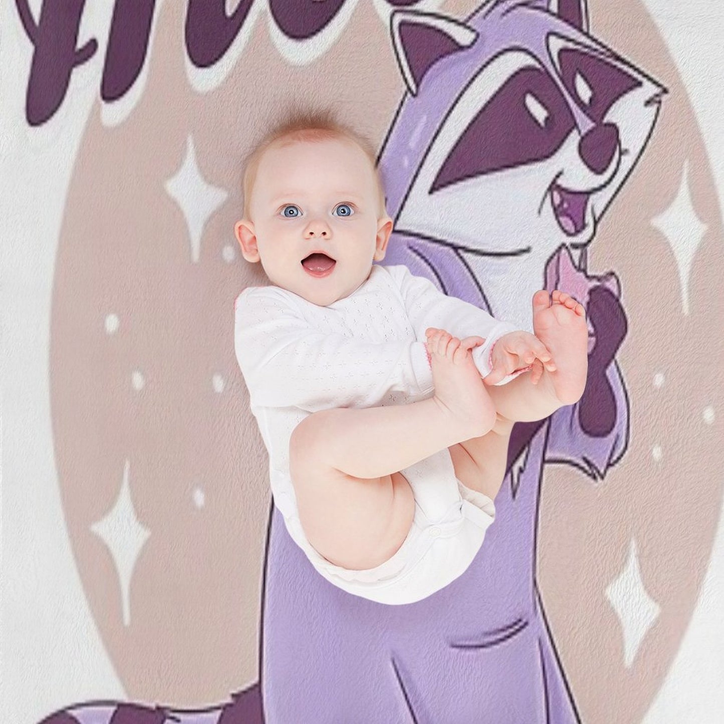 Lovely Cute Animal Is Eating in The Funny Mood Throw Blanket