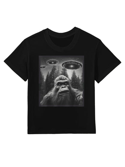 CAT Funny Graphic For Men Women Bigfoot Sasquatch Alien UFO Kids T-Shirt
