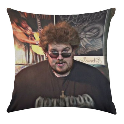 Drachenlord Rainer Winkler Linen Throw Pillow Cover