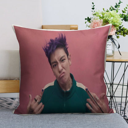 Squid Game Thanos Linen Throw Pillow Cover