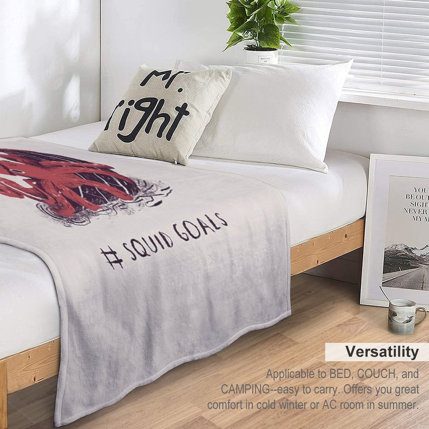 Squid Goals Throw Blanket