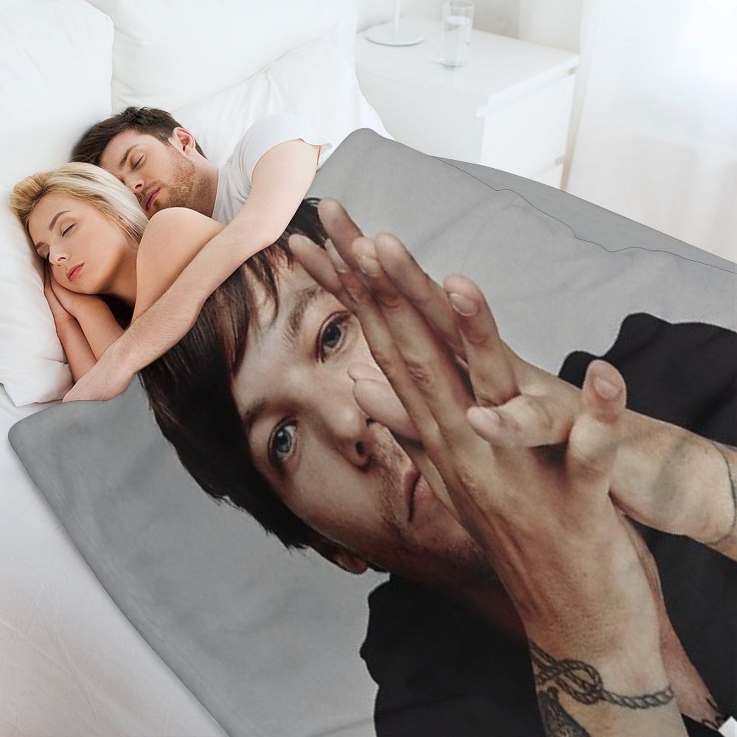 Gadjah New Tomlinson Walls American Tour 2020 Throw Blanket