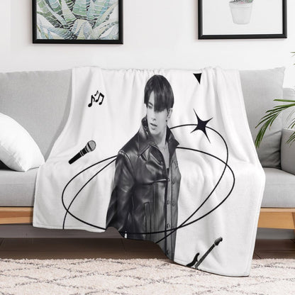 Enhypen Heeseung (Lee Heeseung) Throw Blanket