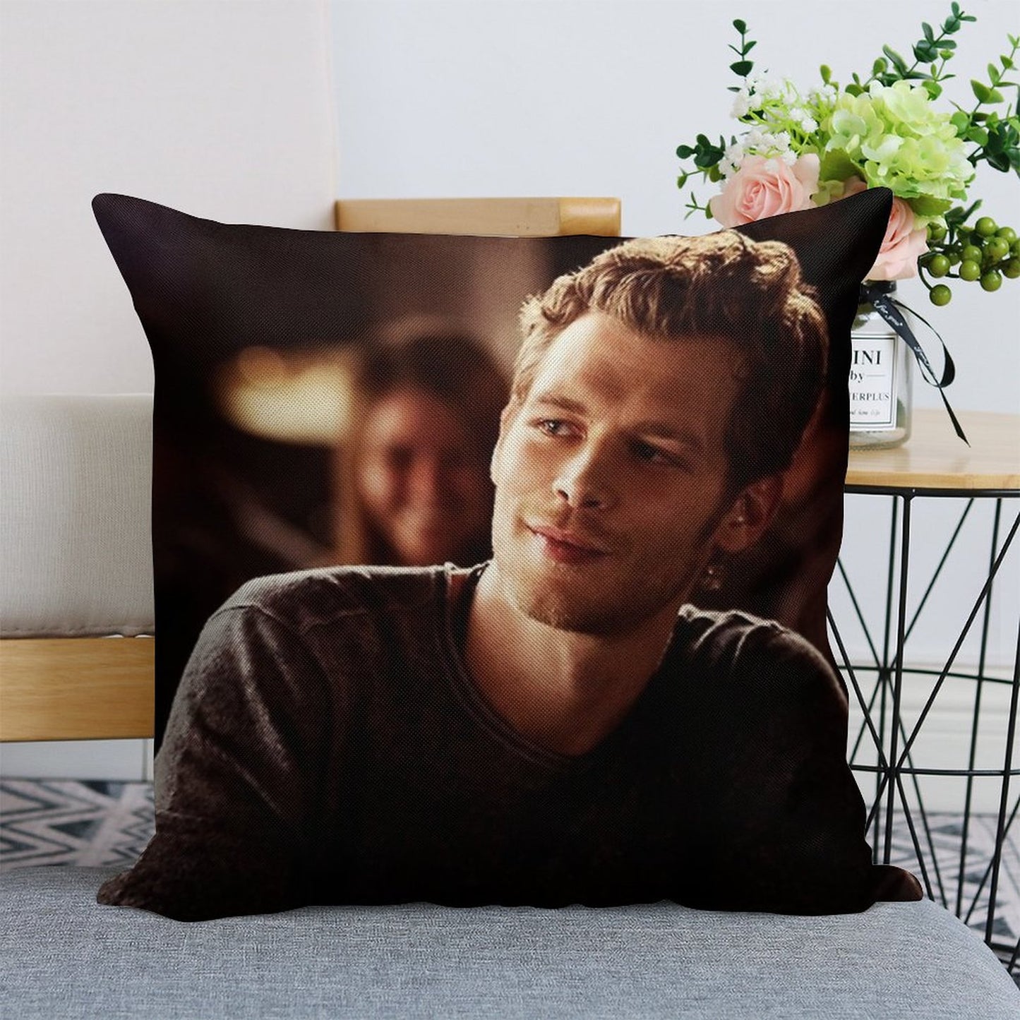 Klaus Mikaelson Linen Throw Pillow Cover