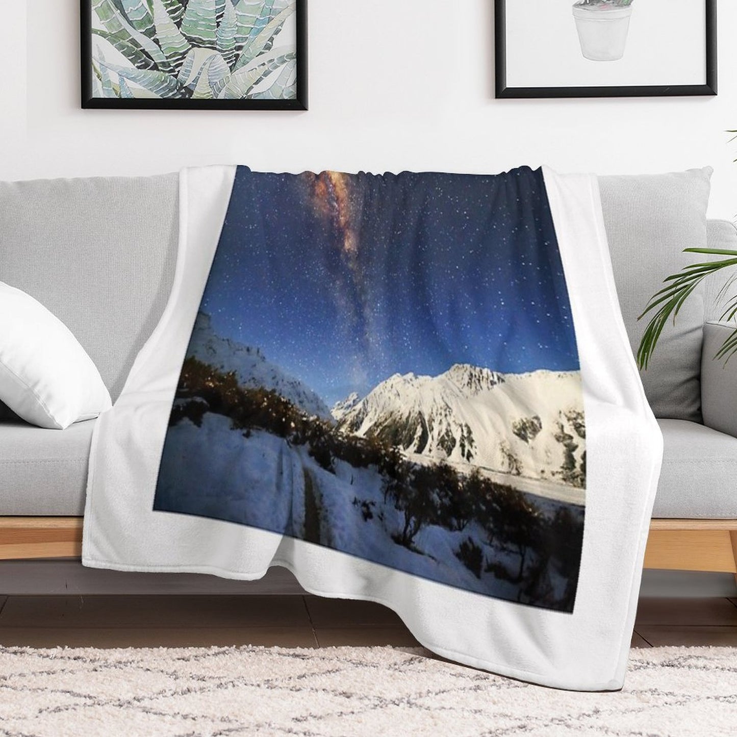 Milky Way over Mt Cook New Zealand Throw Blanket
