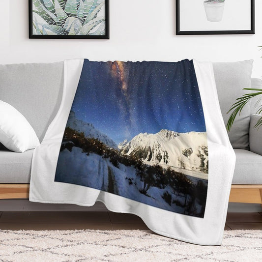 Milky Way over Mt Cook New Zealand Throw Blanket