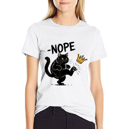 No King Lives Here No Kings in America Since 1776  Trendy Pattern T-Shirt