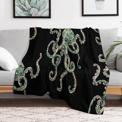 Green Octopus! Throw Blanket