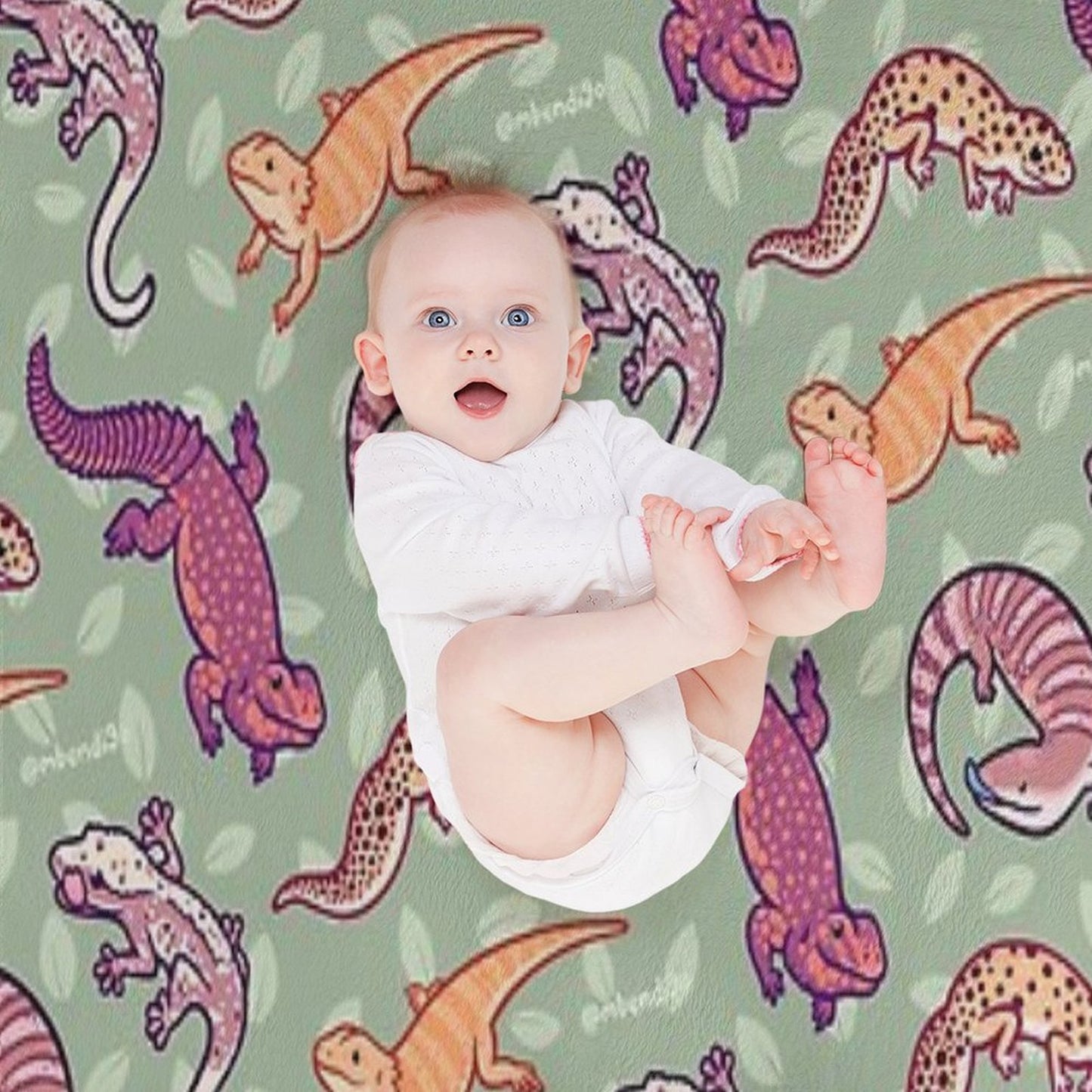 Reptile Rave Throw Blanket