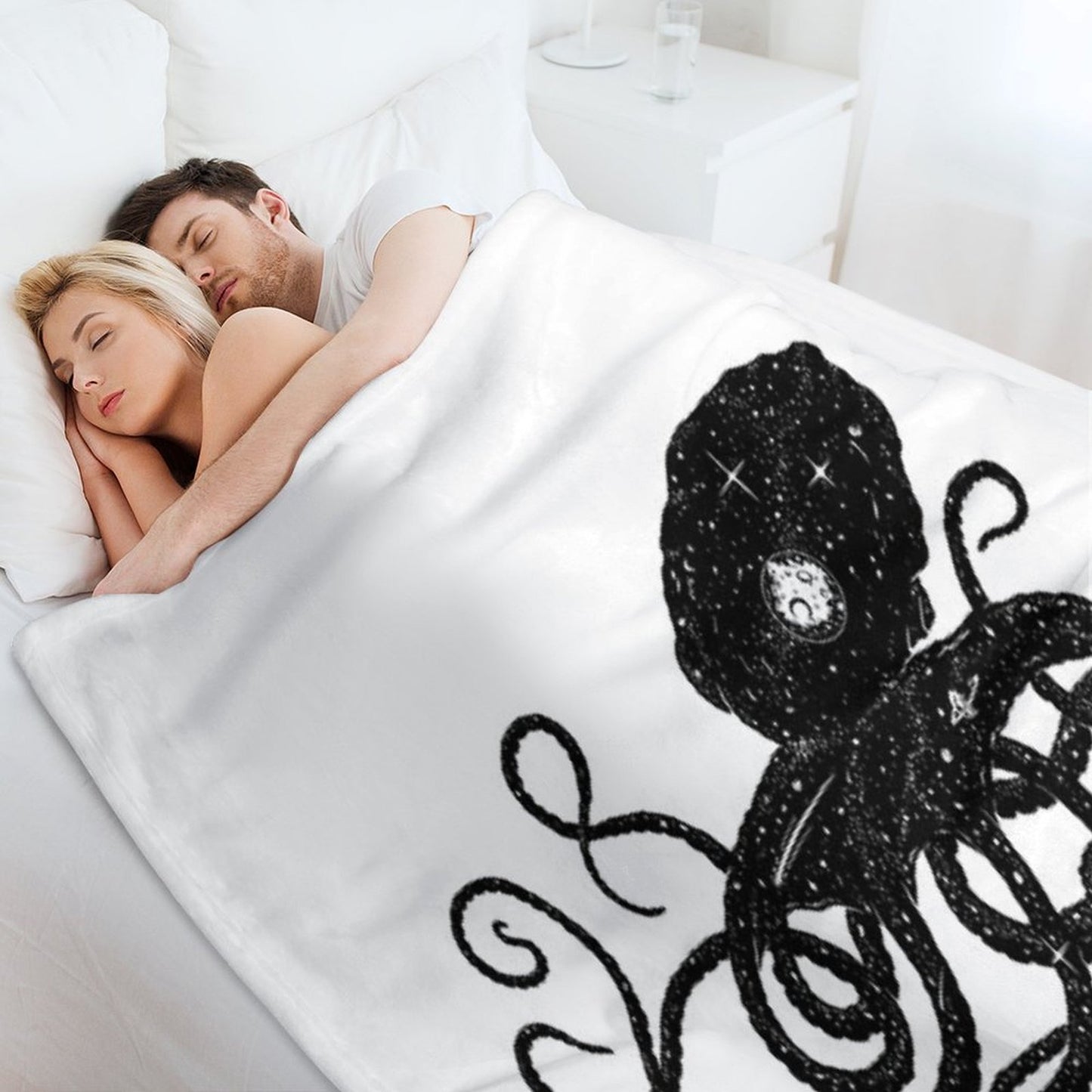 Galactapus Throw Blanket