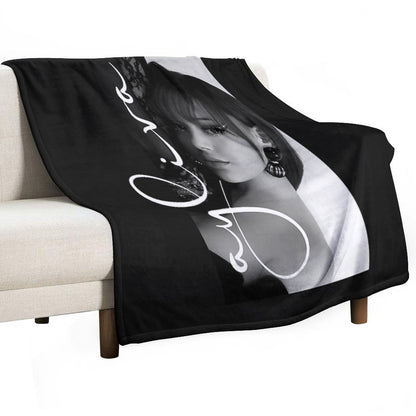 Ayliva Throw Blanket