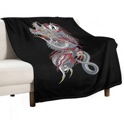 Kiryu Kazuma - Dragon of Dojima (Yakuza) Throw Blanket