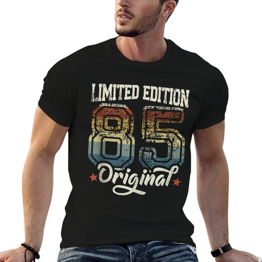40th Birthday Man Woman 40 Years 1985 Decorative Funny Gift  Vintage-inspired T-Shirt