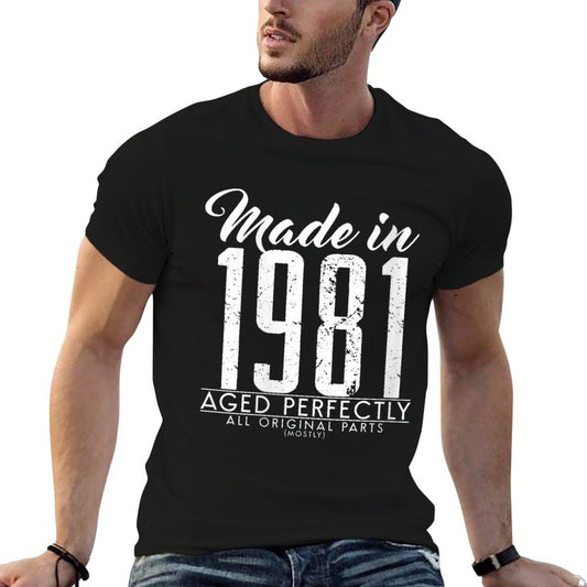 Womens 40th Birthday Made in 1981 40 Years Old  Affordable Price T-Shirt
