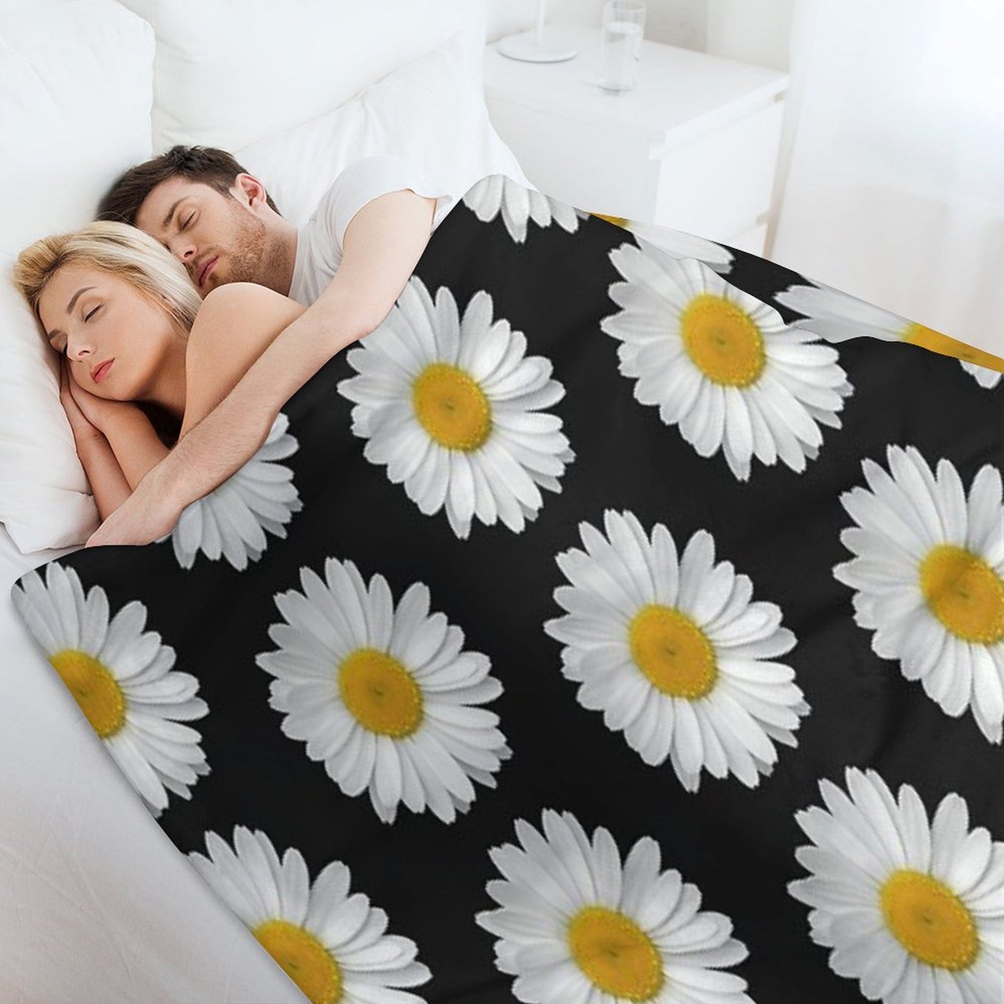 Modern Simple Elegant White Daisy Flowers on Black Throw Blanket