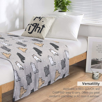 Kittens And Fish Pattern Throw Blanket