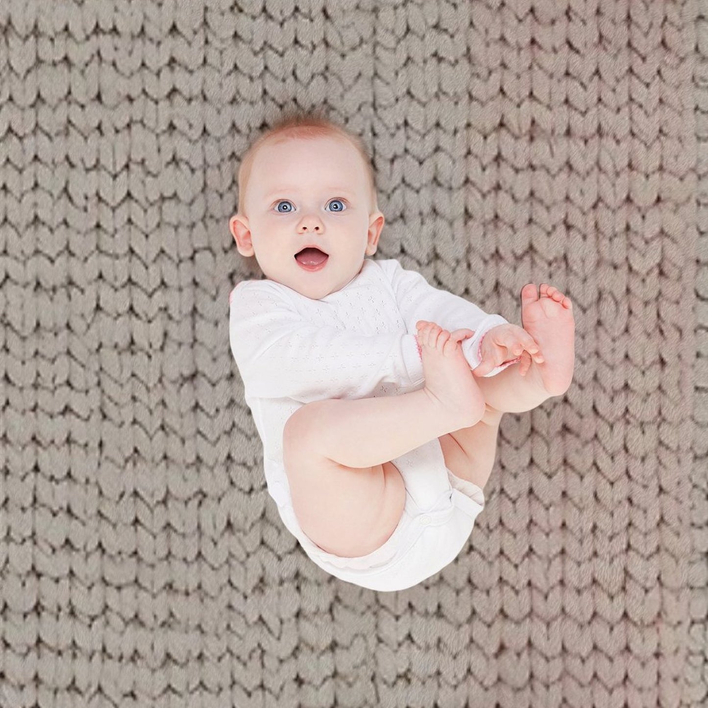 Pastel Knitted Texture in Soft Stripes Throw Blanket
