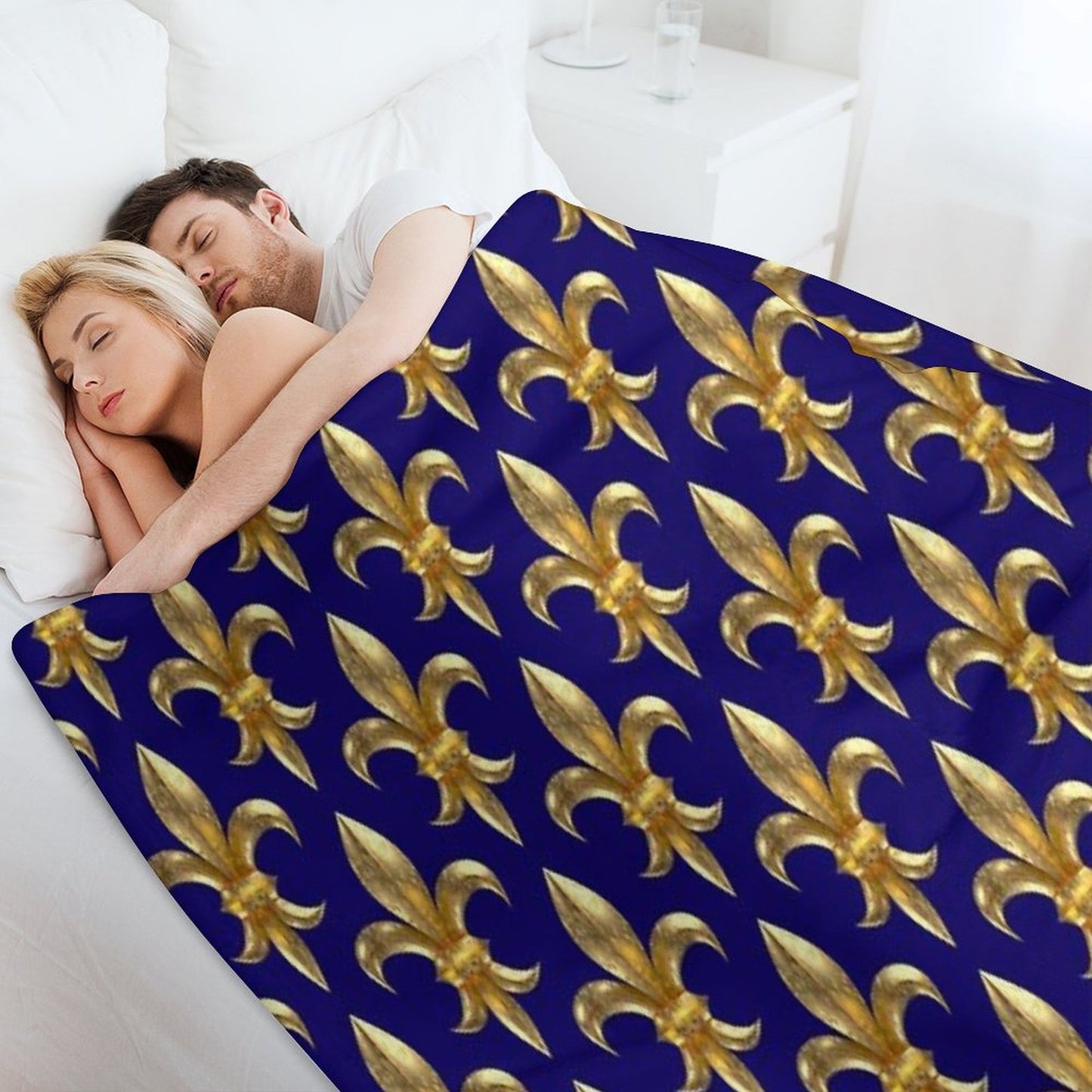 Fleur De Lys  Fleur De Lis 3D Gold Look Pattern, Large Corroded Throw Blanket