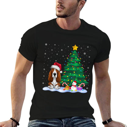 Basset Hound Dog Xmas Tree Lights Reindeer Hat Christmas for Men Women Kids  Trendy Pattern T-Shirt
