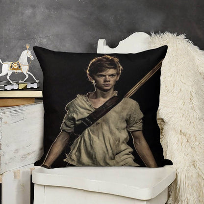 The Maze Runner - Newt 2 Linen Throw Pillow Cover