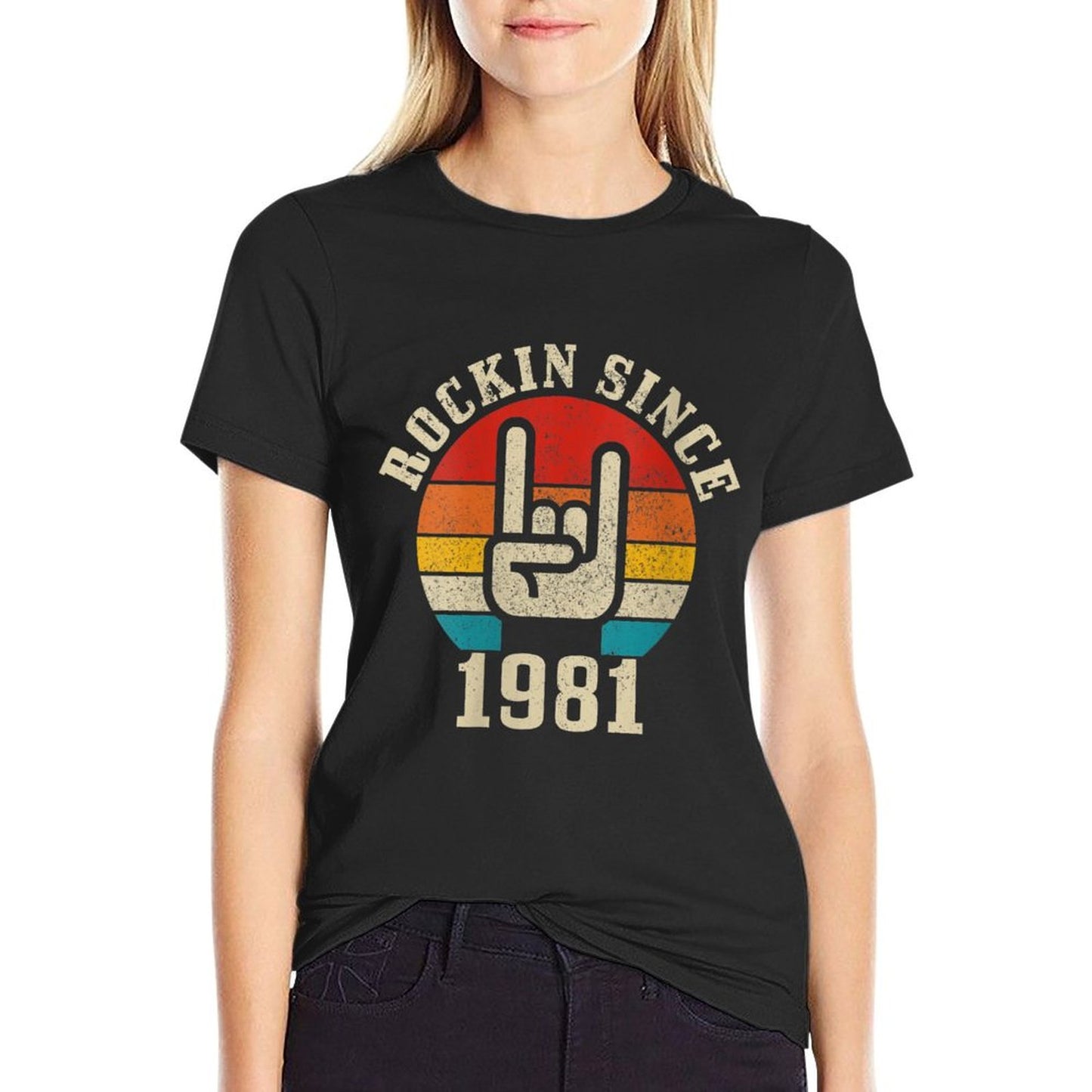Womens Rockin&#39; Since 1981 Vintage Rock Music 40th Birthday Gift  Rolled Sleeves T-Shirt