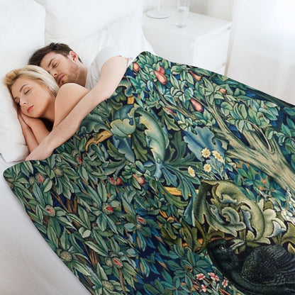 GREENERY, FOREST ANIMALS ,RAVEN ON ACANTHUS LEAVES Blue Green Floral Throw Blanket