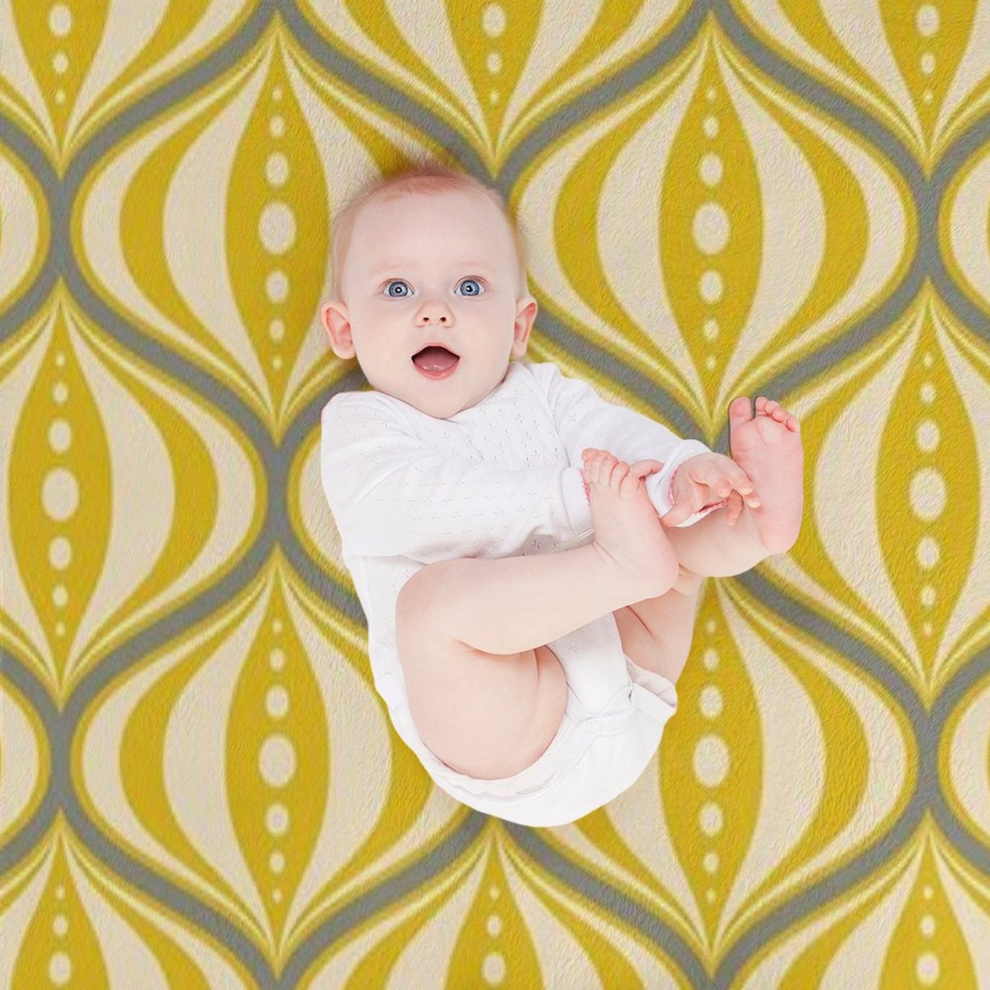 Retro Mid-Century Saucer Pattern in Yellow, Gray, Cream Throw Blanket