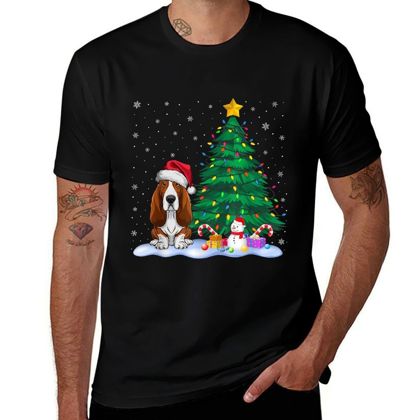Basset Hound Dog Xmas Tree Lights Reindeer Hat Christmas for Men Women Kids  Trendy Pattern T-Shirt