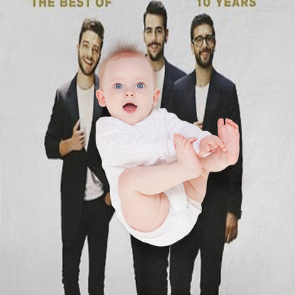 Il Volo 10 Years The Best Of Throw Blanket