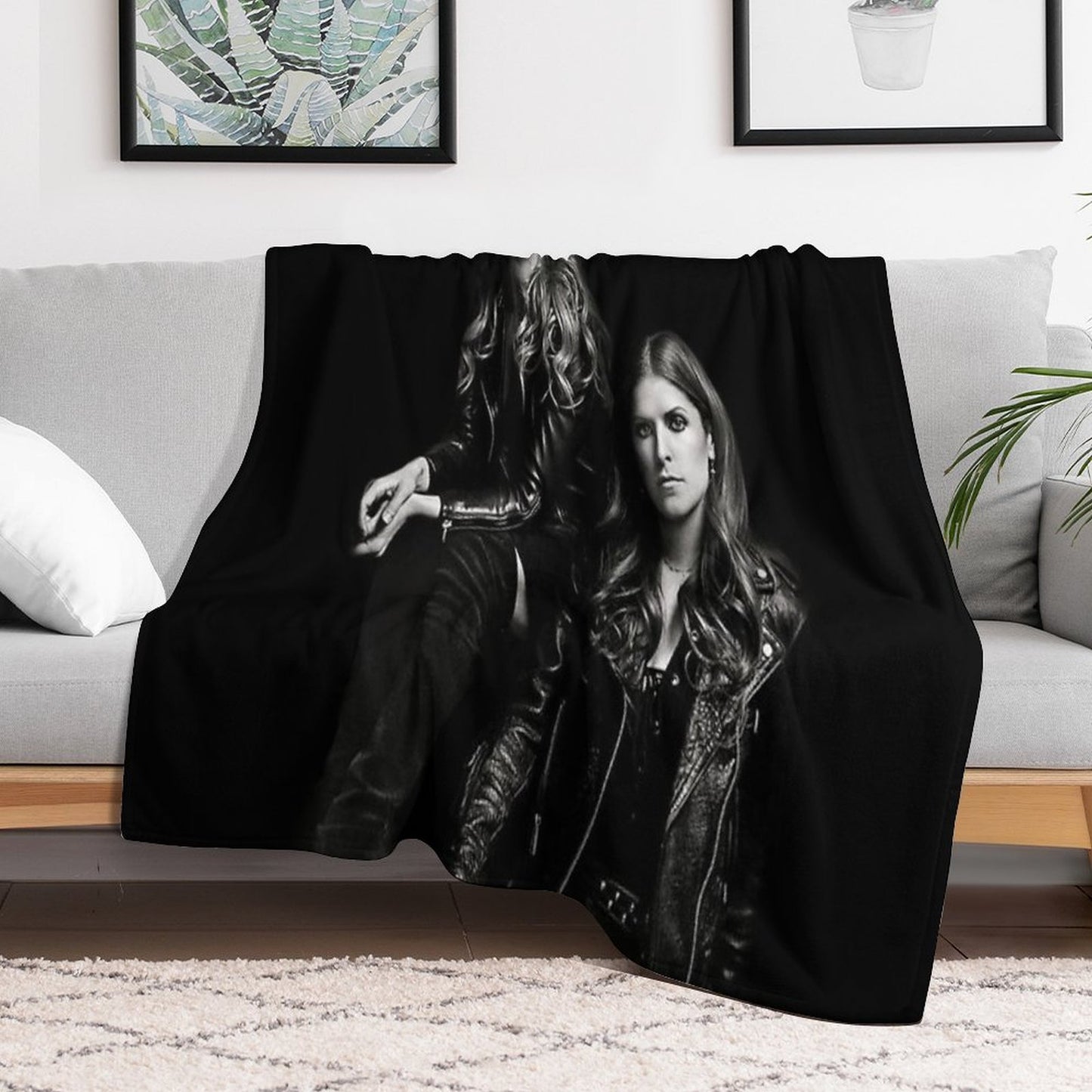 Bechloe PP3 Black BG Throw Blanket