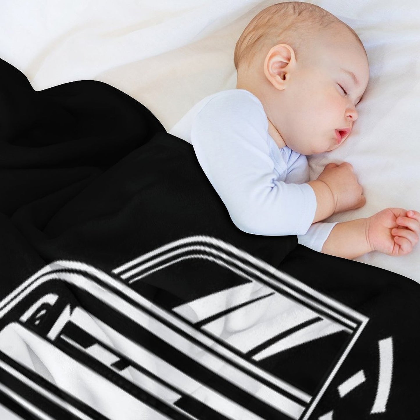 Skyline R32 GTR (White Print) Throw Blanket