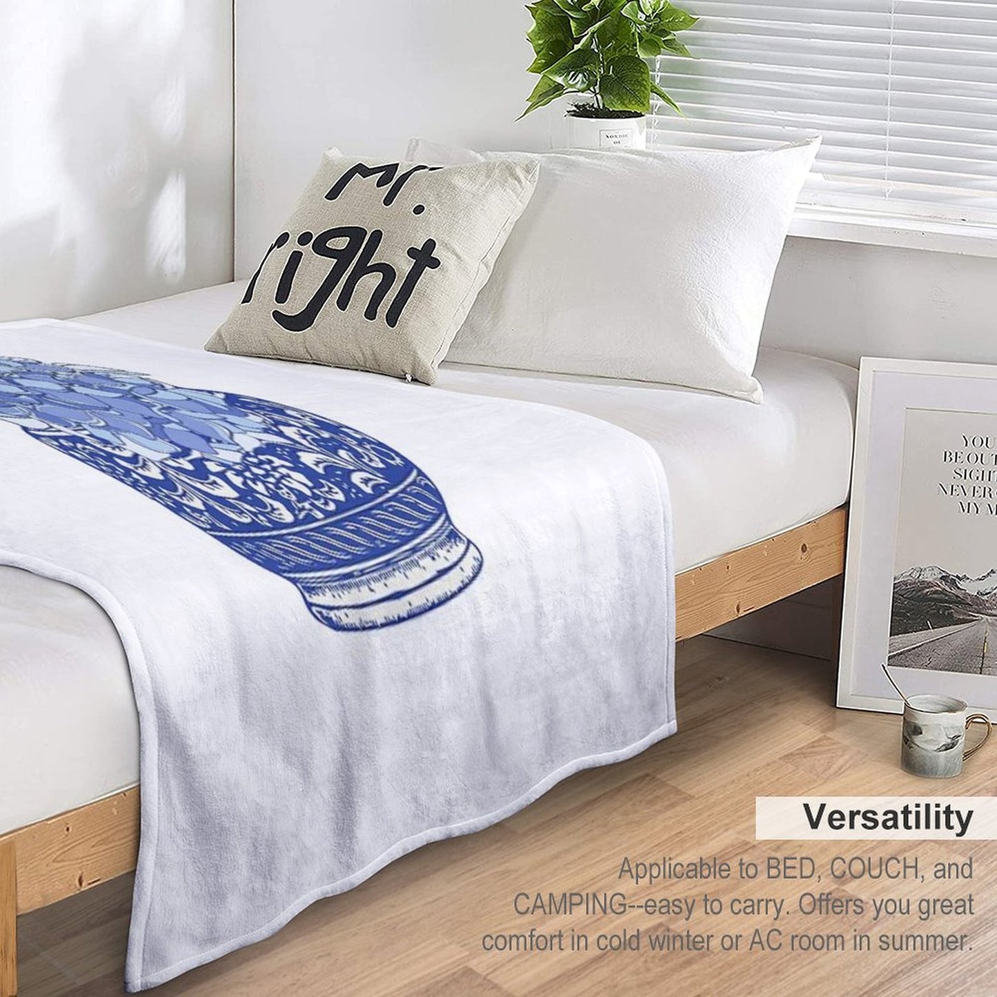 Blue And White Vase with Blue Hydrangeas Throw Blanket