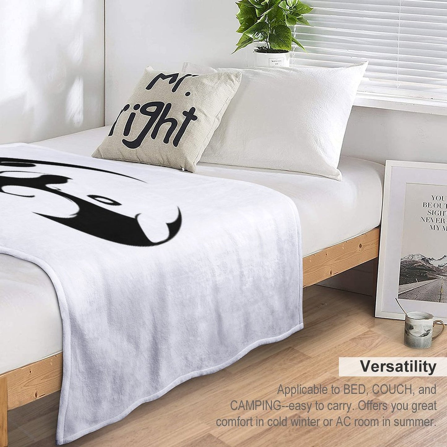 Yin Yang Squirrel - Zen Yoga Symbol Throw Blanket