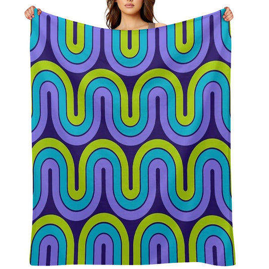 Retro Geometric Gradient Design 841 Throw Blanket