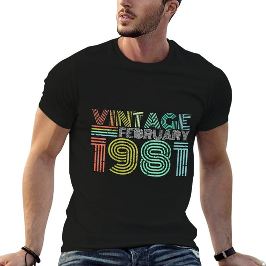 Womens 40th Birthday Gift Vintage February 1981 40 Years Old  Oversized Silhouette T-Shirt