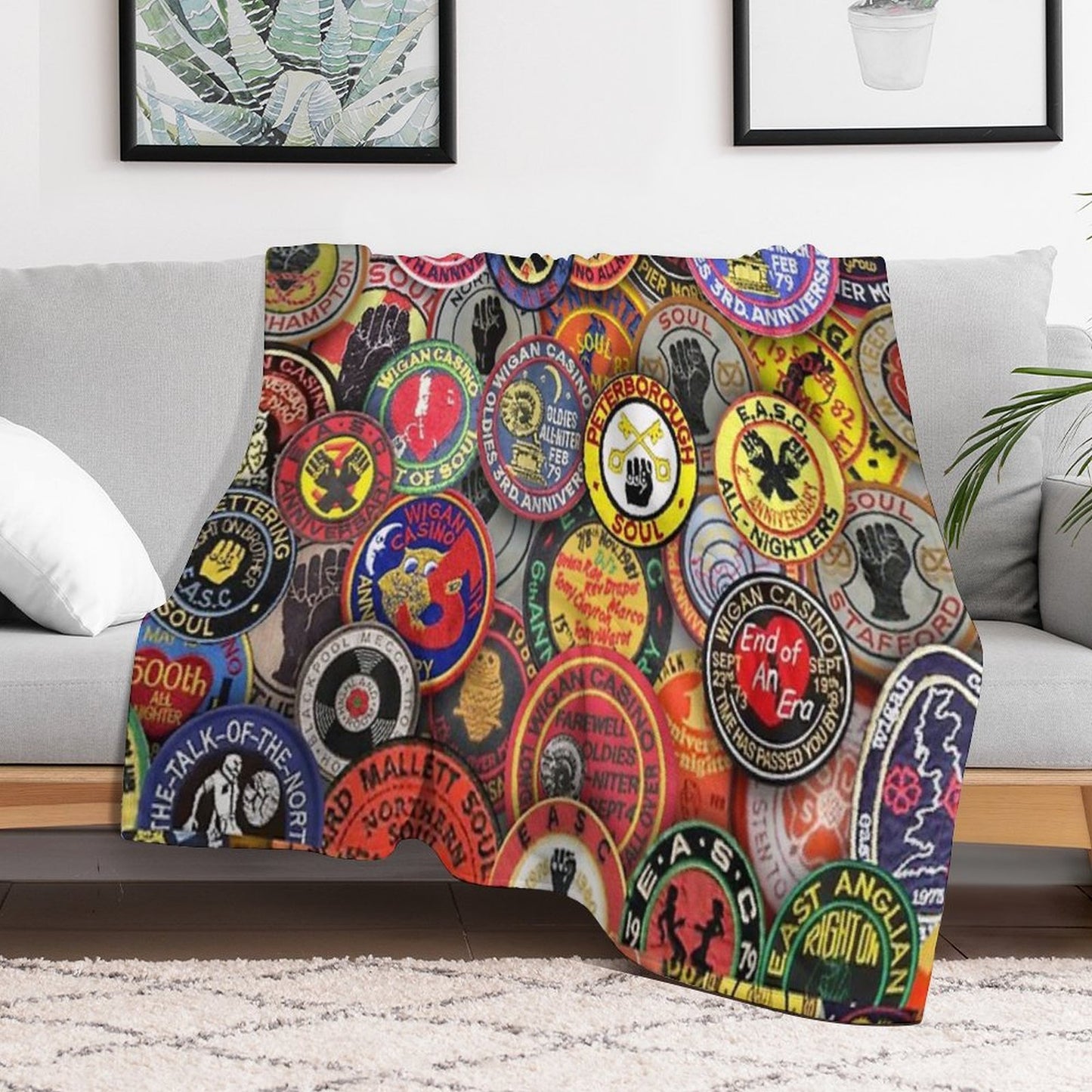 Northern Soul Memories Throw Blanket