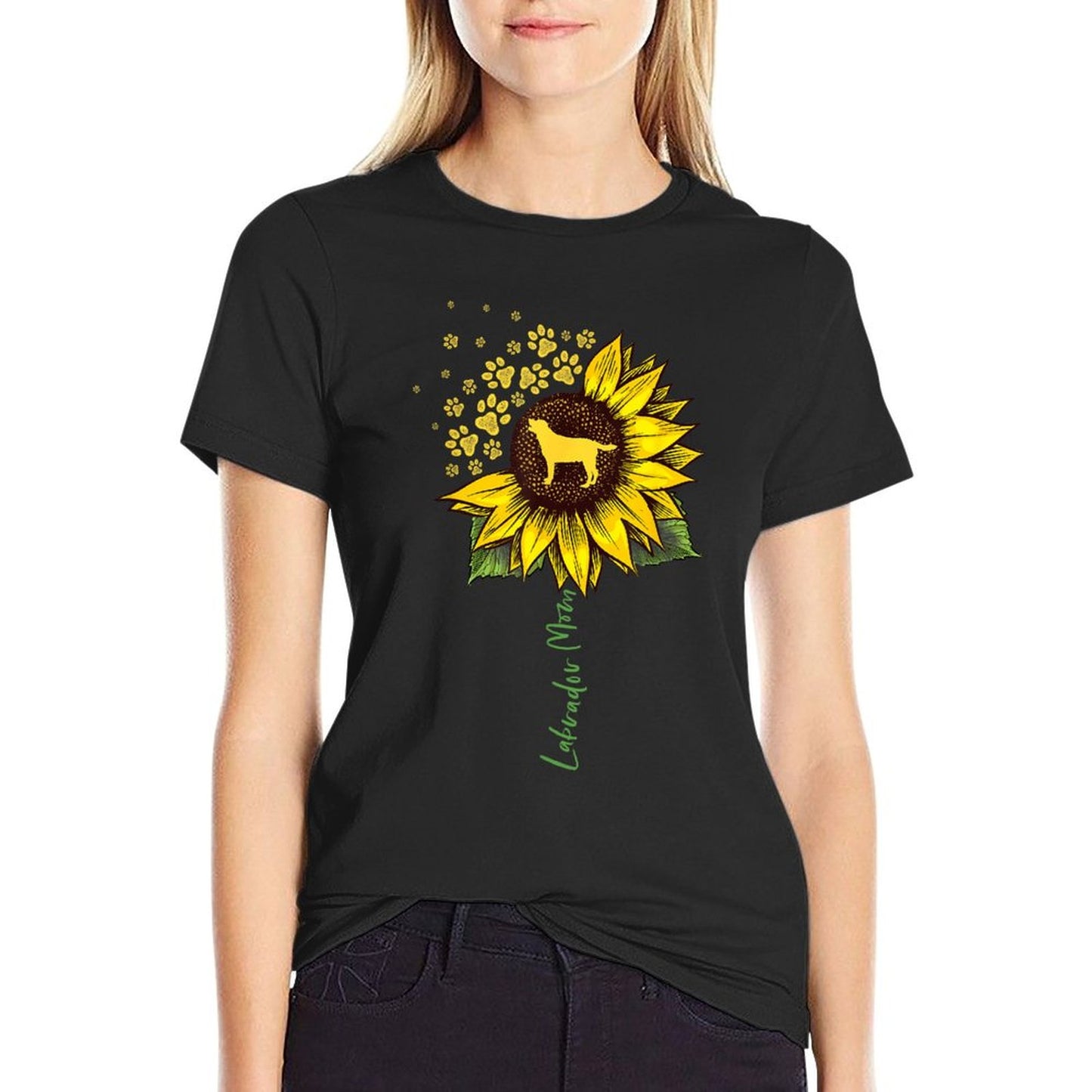 Labrador Mom Sunflower Labrador Retriever Gifts Dog Mom Mama T-Shirt