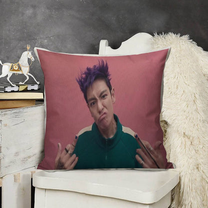 Squid Game Thanos Linen Throw Pillow Cover