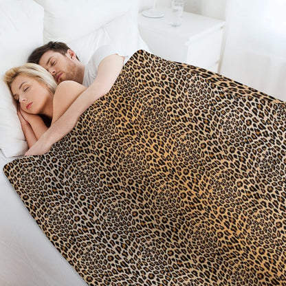 Trendy Leopard Print Aesthetic – Wild Animal Pattern Design Throw Blanket