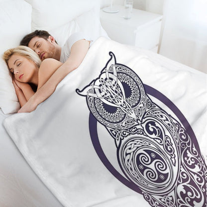 CELTIC OWL Throw Blanket