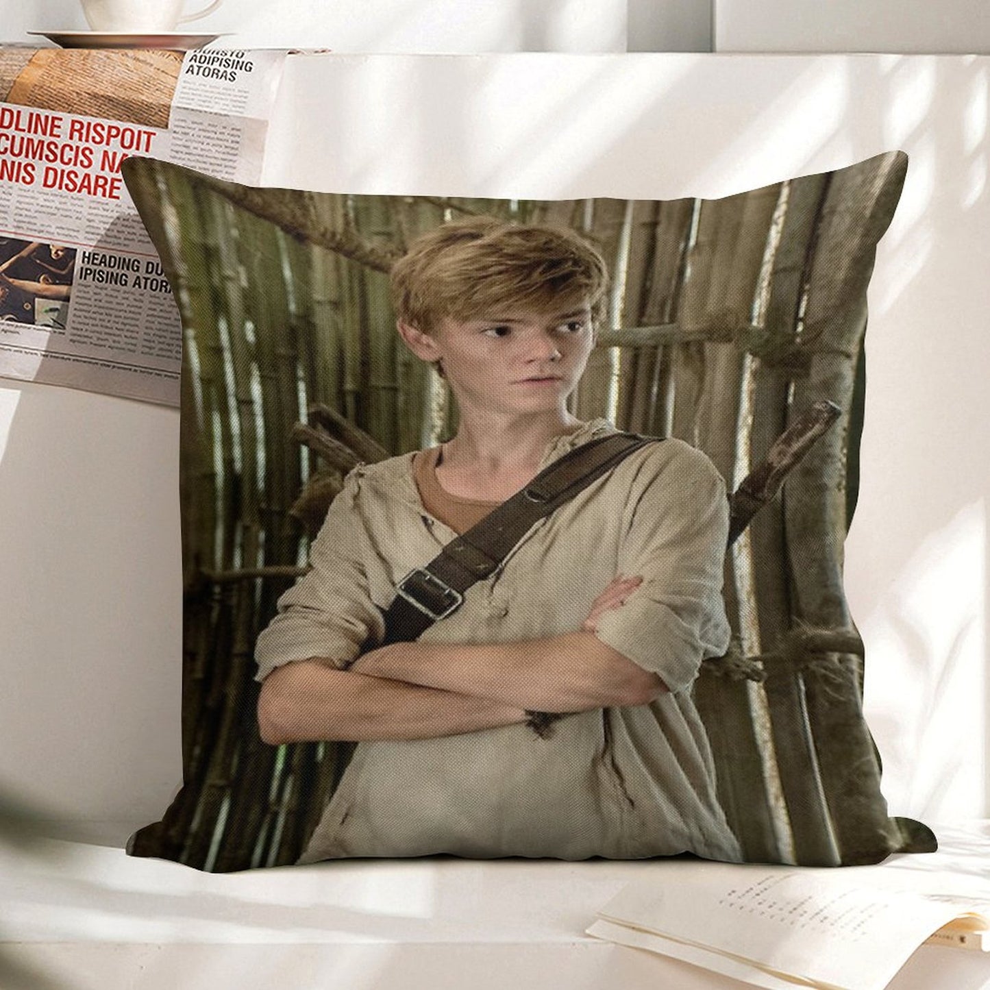 The Maze Runner - Newt Linen Throw Pillow Cover